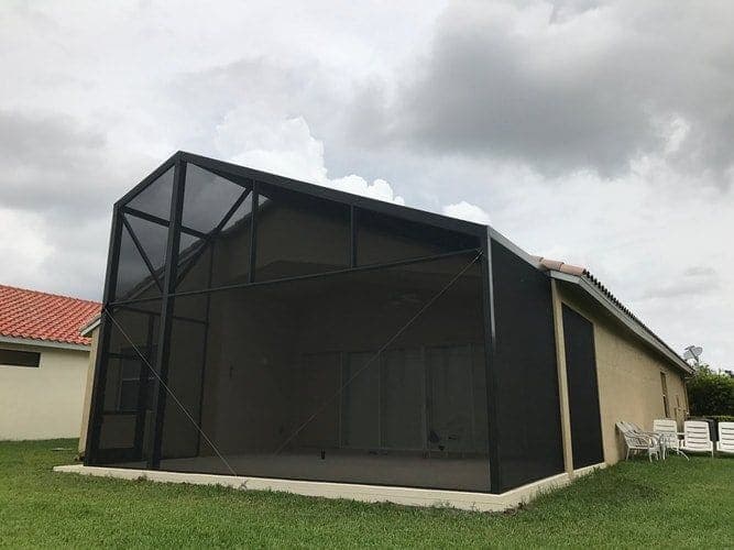 No-see-um screen installed on a pool cage in Bradenton